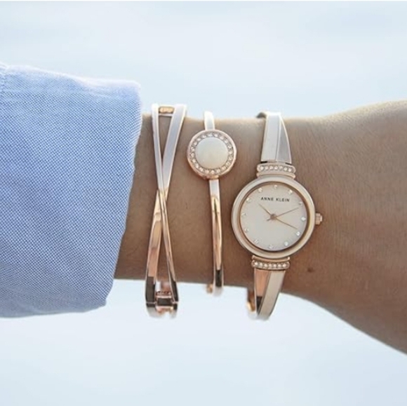Women\'s Premium Crystal Accented Watch and Bangle Set Rose Gold /Pink main image 7